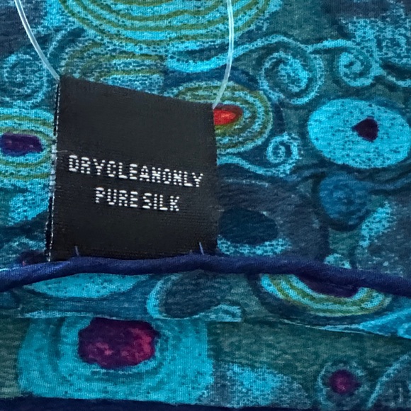 Colorful Patterned Scarf - Picture 4 of 4